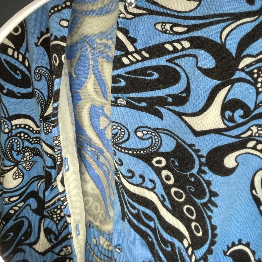 Cardigan - Picture 3 of 4